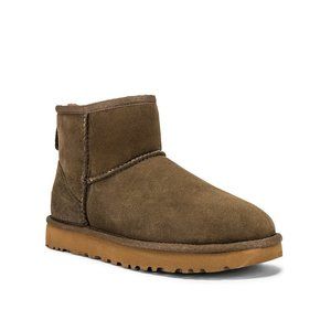 Ugg Classic Mini II Ankle Boot (Color: Eucalyptus Spray; Size: US 6) New